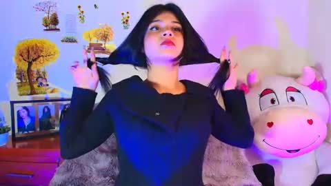 Snapshot of hannaa_cute chatting on 06/13/26, 06:06 Hanna 3 online show from 06/13/26, 06:06