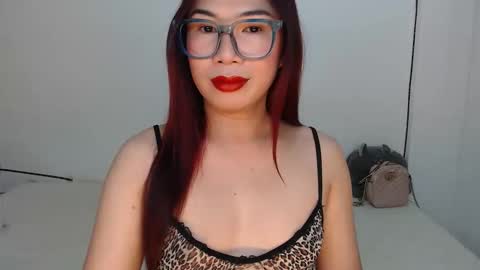 Hannah online show from 09/18/25, 02:13