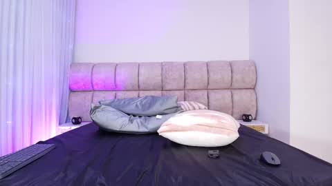 Snapshot of hannabecker_ chatting on 12/05/25, 03:26 Hanna Becker online show from 12/05/25, 03:26