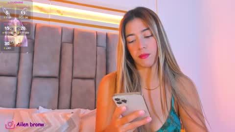 Eliana online show from 09/17/25, 08:43