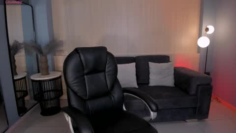  Hanna Connor  online show from 10/07/25, 11:40