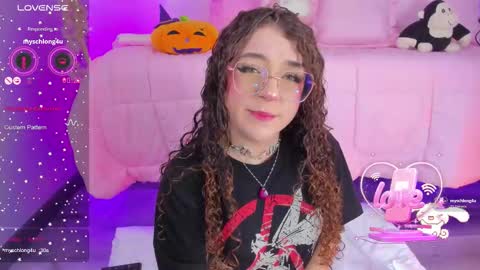 hannacutegod online show from 10/25/25, 04:20