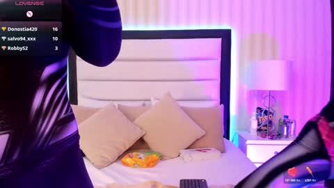 HannaDawsons online show from 12/22/24, 11:09