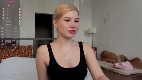 Hannah Allin online show from 02/21/25, 01:55