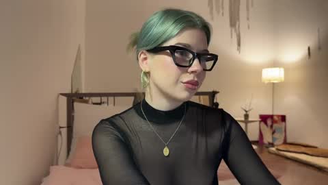 Hannah Allin online show from 02/24/25, 09:41