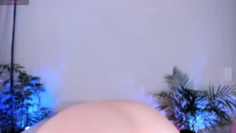 Hannah online show from 11/01/25, 06:04