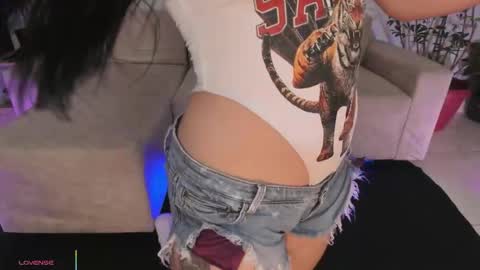 Hannah online show from 01/12/26, 12:27