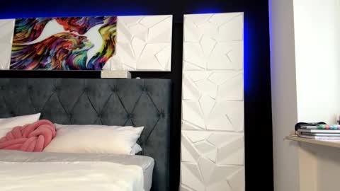 Snapshot of hannah_nvrst chatting on 01/21/25, 01:11 hannah_nvrst online show from 01/21/25, 01:11