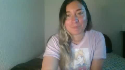 hannahevans2 online show from 12/17/25, 12:16