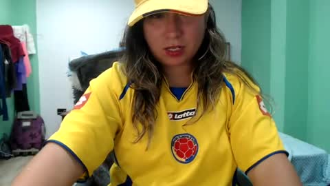 hannahevans2 online show from 07/04/26, 12:39