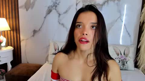 Hannahill69 online show from 02/26/25, 04:47