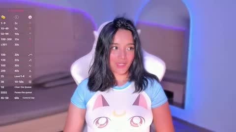 hannahmonttgomery  Help me reach 100 Hands up online show from 01/15/26, 04:55