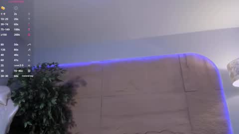 hannahmonttgomery  Help me reach 100 Hands up online show from 03/25/26, 04:13