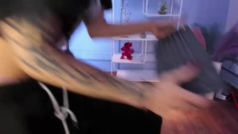 Hannah online show from 02/05/26, 12:43