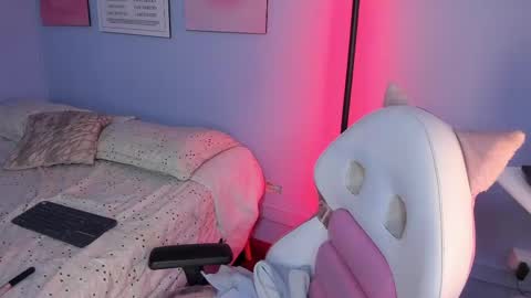 Hannah online show from 03/17/26, 12:08