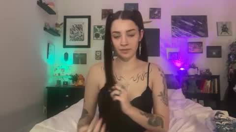 Hannah Taylor online show from 02/03/26, 06:40