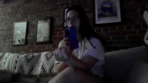 Hanna  Bananas online show from 01/14/25, 02:29