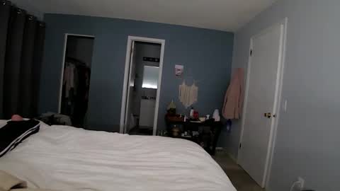 Hanna  Bananas online show from 01/26/25, 03:48