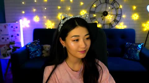 Snapshot of hannarosie chatting on 12/31/24, 04:25 hannarosie online show from 12/31/24, 04:25