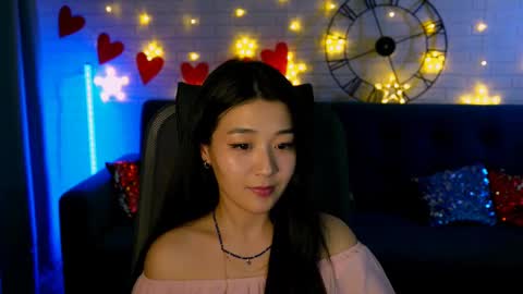 Snapshot of hannarosie chatting on 03/08/25, 08:14 hannarosie online show from 03/08/25, 08:14