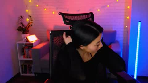 Snapshot of hannarosie chatting on 11/11/25, 09:15 hannarosie online show from 11/11/25, 09:15