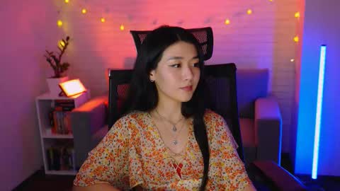 Snapshot of hannarosie chatting on 11/17/25, 09:31 hannarosie online show from 11/17/25, 09:31