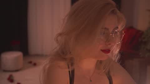 Hanna online show from 02/16/25, 12:41