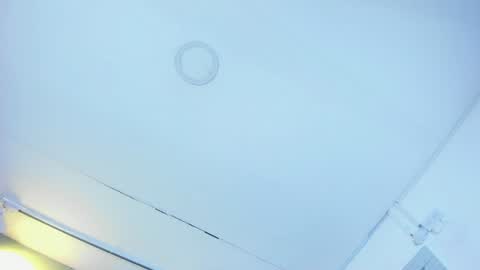 hannawen_ online show from 06/11/26, 12:32
