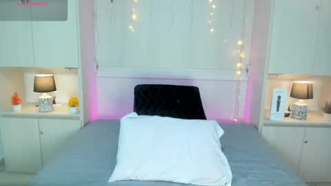 hannyk_ online show from 04/19/26, 04:01