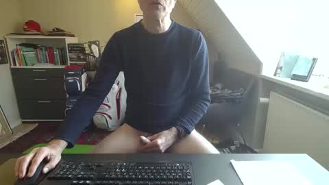 Snapshot of hanse_1 chatting on 03/22/26, 12:41 Hanse online show from 03/22/26, 12:41