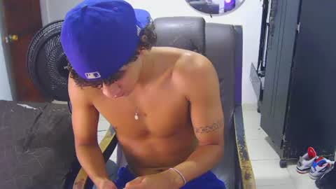 Snapshot of hansel_take chatting on 08/05/26, 10:23 hansel_take online show from 08/05/26, 10:23