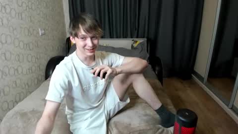 Hans online show from 10/17/25, 04:20