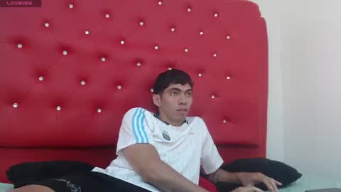 hanx_diincel online show from 06/17/26, 02:58