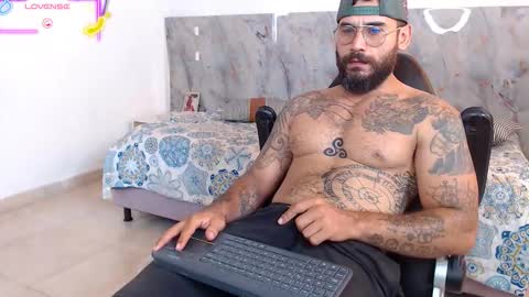 hanz_col online show from 12/04/25, 07:11