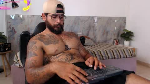 hanz_col online show from 04/02/26, 03:53