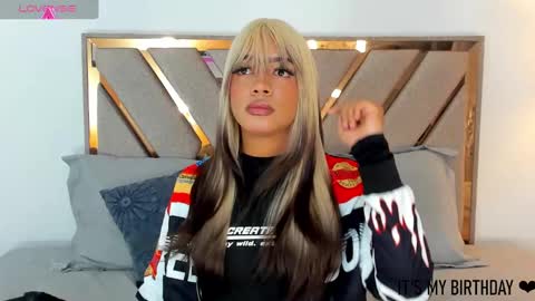 Snapshot of hanz_sex chatting on 12/11/24, 12:12 Hanz online show from 12/11/24, 12:12