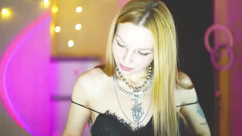 happy_cat_house2 online show from 12/03/24, 06:17