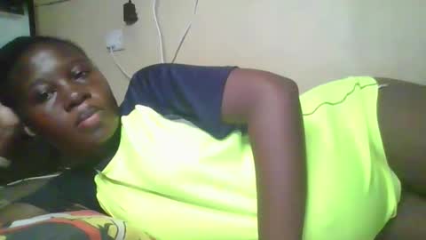 happy_dimple online show from 12/14/25, 08:02