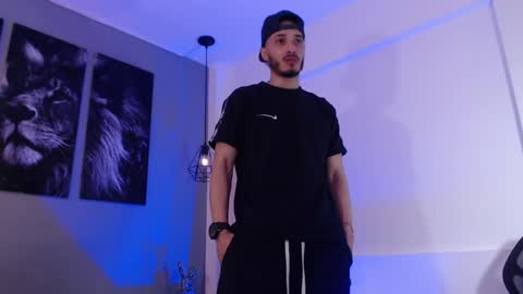 happy_hot7 online show from 01/31/25, 04:14