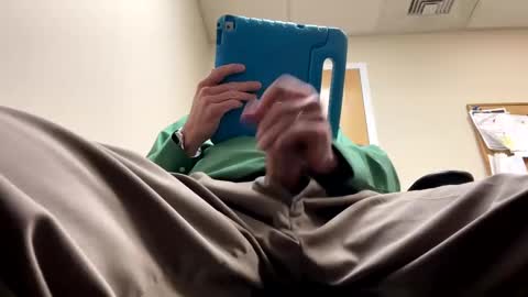 happybrian5 online show from 12/04/24, 12:41