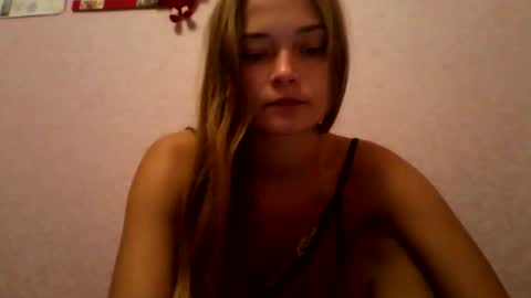 happyemily  online show from 10/25/25, 06:35