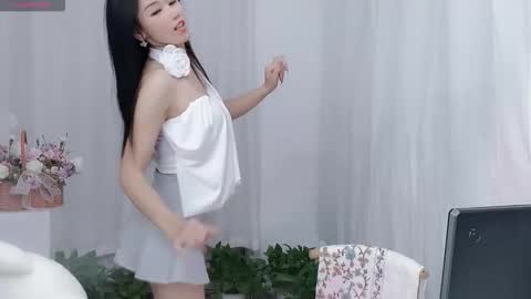 Daisy online show from 03/20/26, 03:44