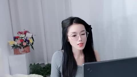 Daisy online show from 03/24/26, 03:55