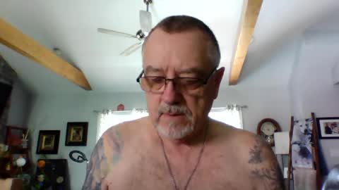 Snapshot of happynudist7373 chatting on 07/16/26, 02:45 happynudist7373 online show from 07/16/26, 02:45