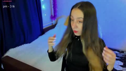 Stephanie online show from 01/11/25, 06:23