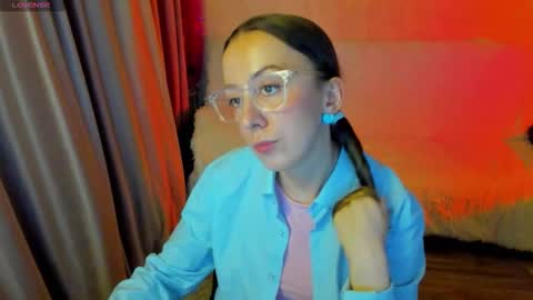 Stephanie online show from 11/24/25, 05:34