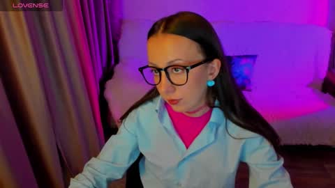 Stephanie online show from 01/07/26, 06:32