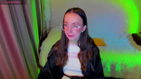 Stephanie online show from 02/09/26, 08:24