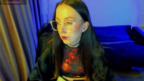 Stephanie online show from 05/07/26, 08:03