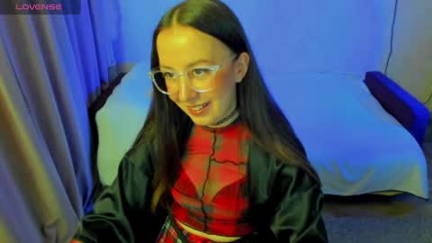 Stephanie online show from 05/22/26, 06:13